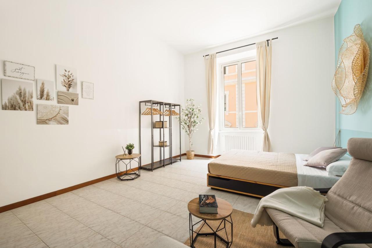 Appartement Imperial Nazionale à Rome Extérieur photo