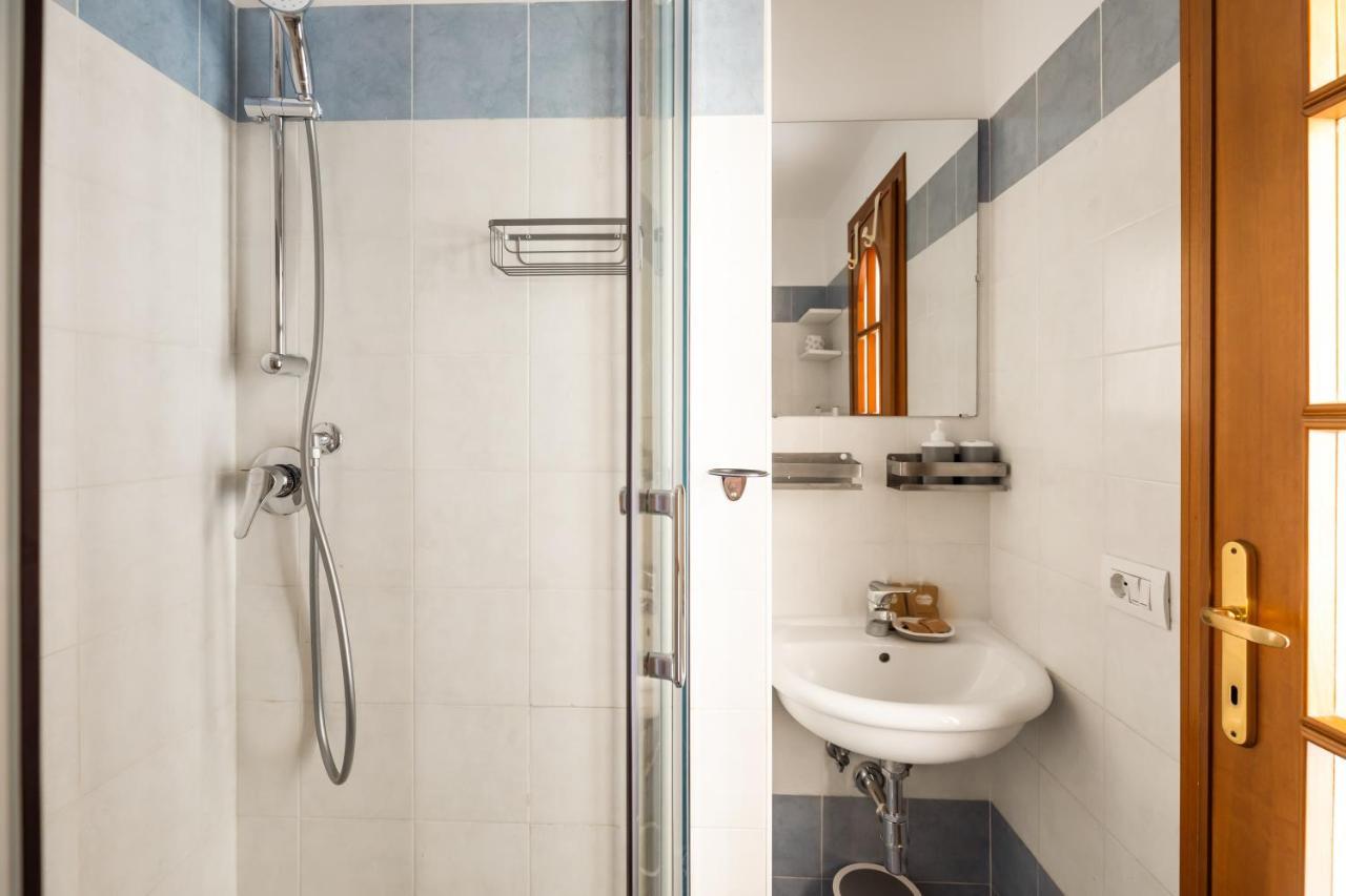 Appartement Imperial Nazionale à Rome Extérieur photo