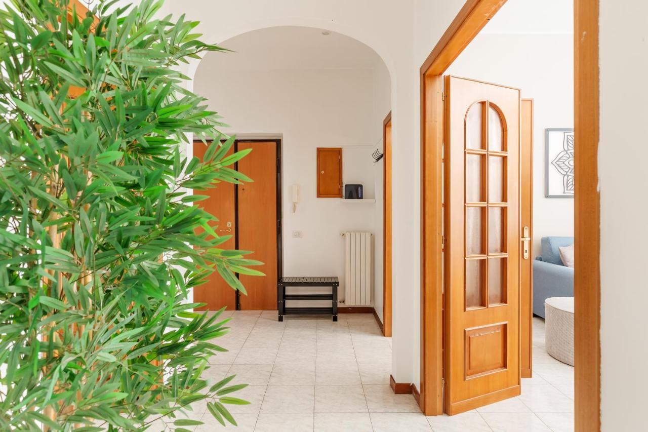 Appartement Imperial Nazionale à Rome Extérieur photo