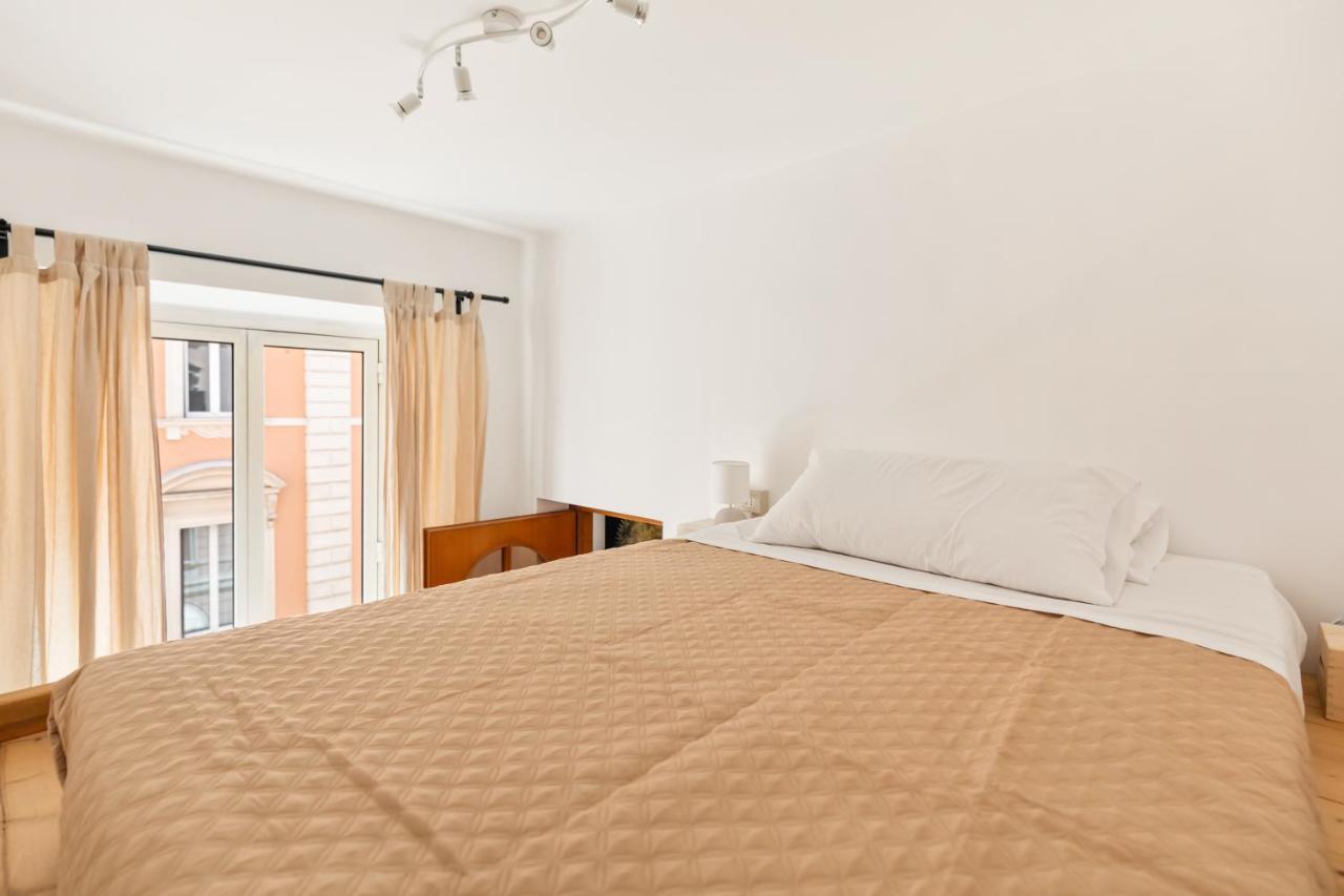 Appartement Imperial Nazionale à Rome Extérieur photo